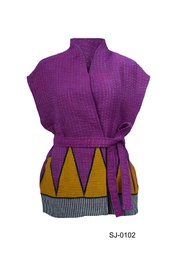 [IN-SL-JA-0102] Upcycled & reversible Sleeveless Kantha Jacket 0102